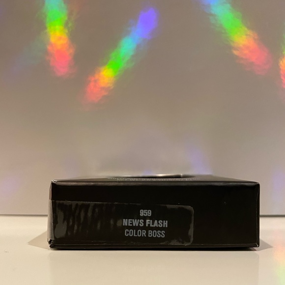 Color Boss Multidimensional Eye Color - Picture 2 of 3